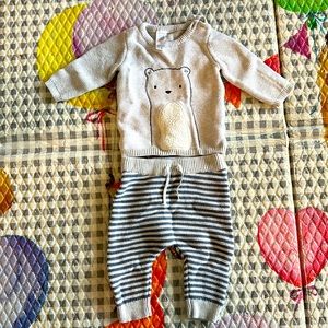 Baby sweater and matching pants